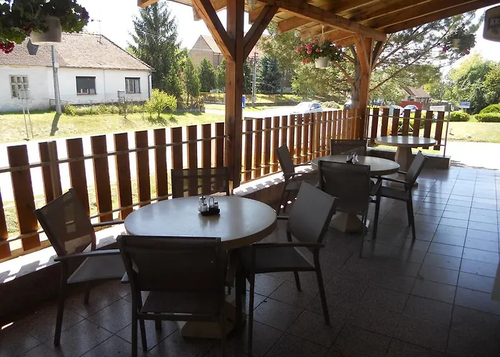 Penzion Kaplna Guest house 3*